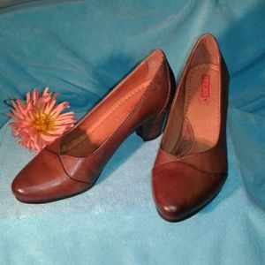 PIKOLINOS  2" COMFORT PUMPS  sz 36, 6 B